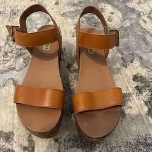 STEVE MADDEN Brown Platform Sandals